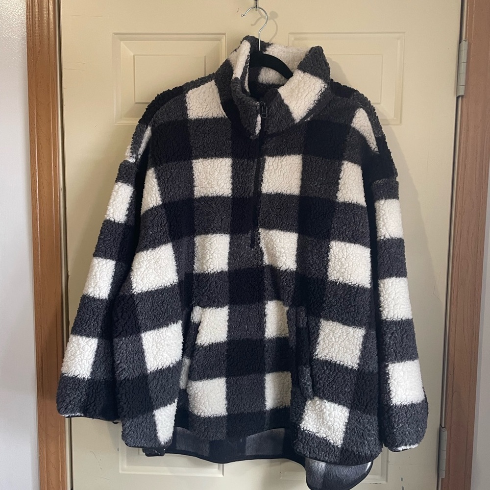 Old navy plus size fuzzy sweater size 3X
